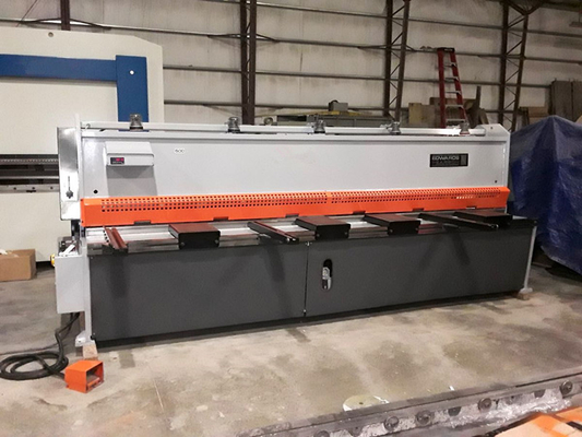 2mm 4mm 6mm Cnc Hydraulische Scheerbeurtsnijmachine QC12Y-16x4000 QC12Y-16x3200